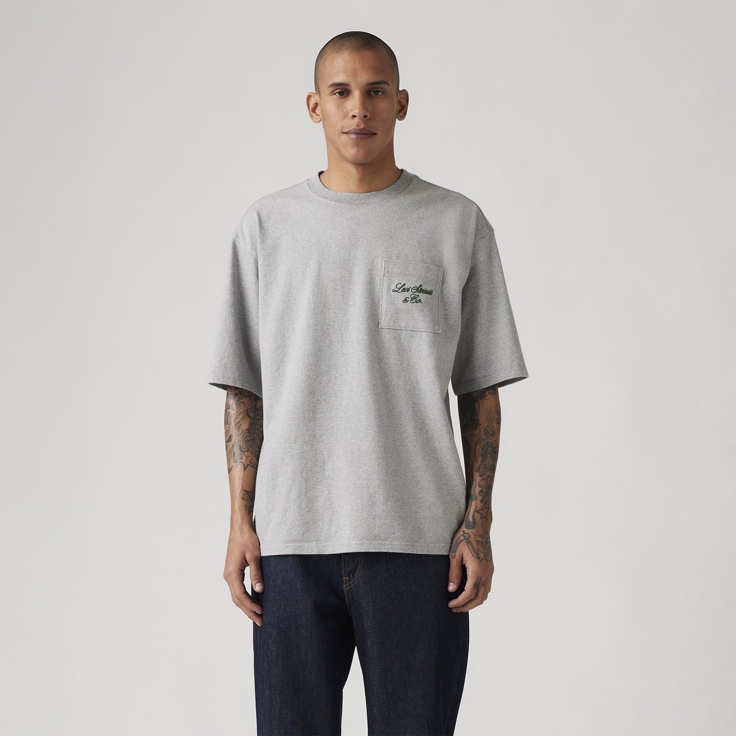 Levi's® Men's Half-Sleeve Graphic Pocket T-Shirt