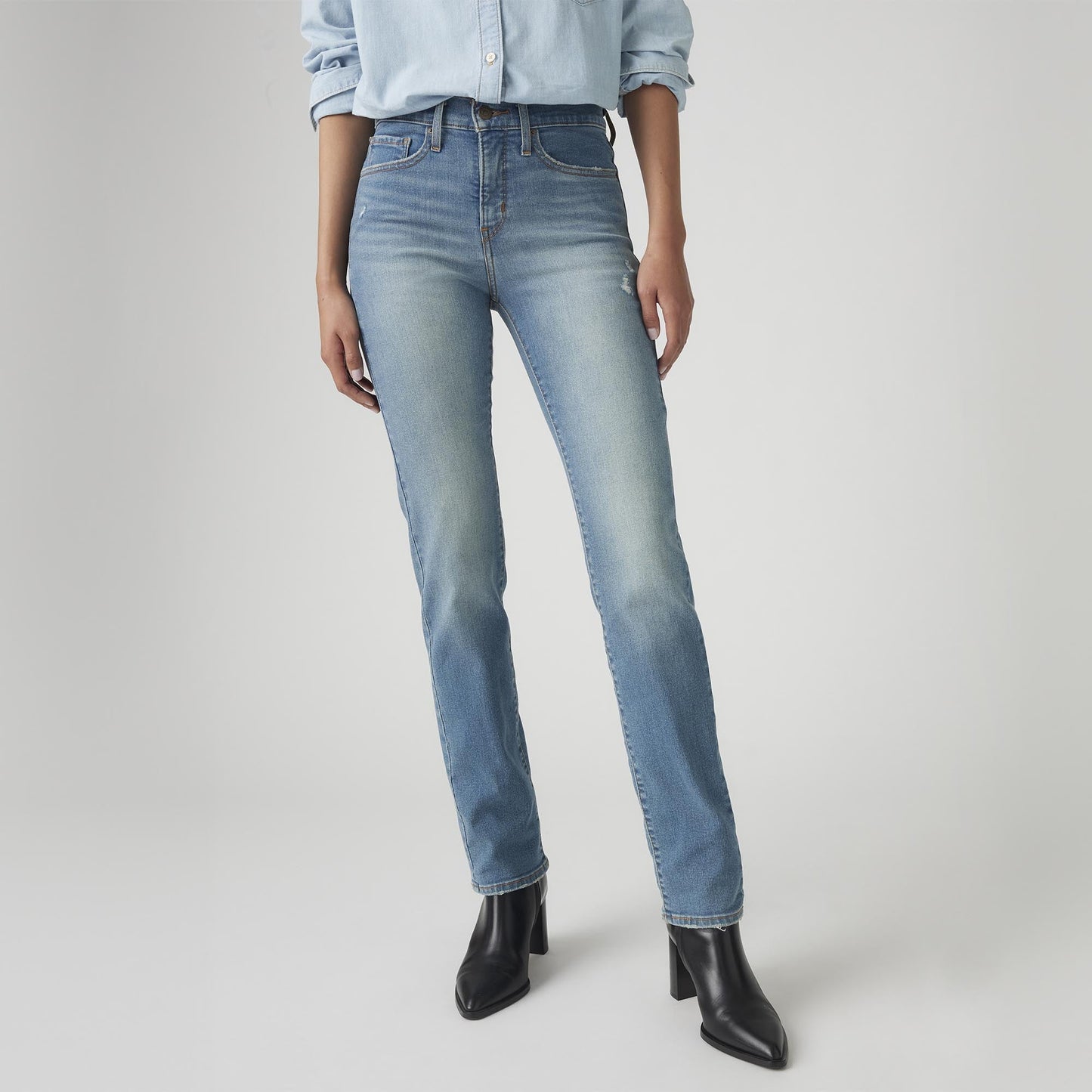 Levi's® Women's 314 Shaping Straight Jeans