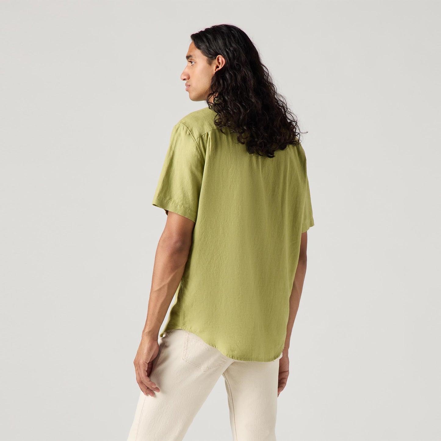 Levi's® Men's Short-Sleeve Sunset Pocket Standard Fit Shirt