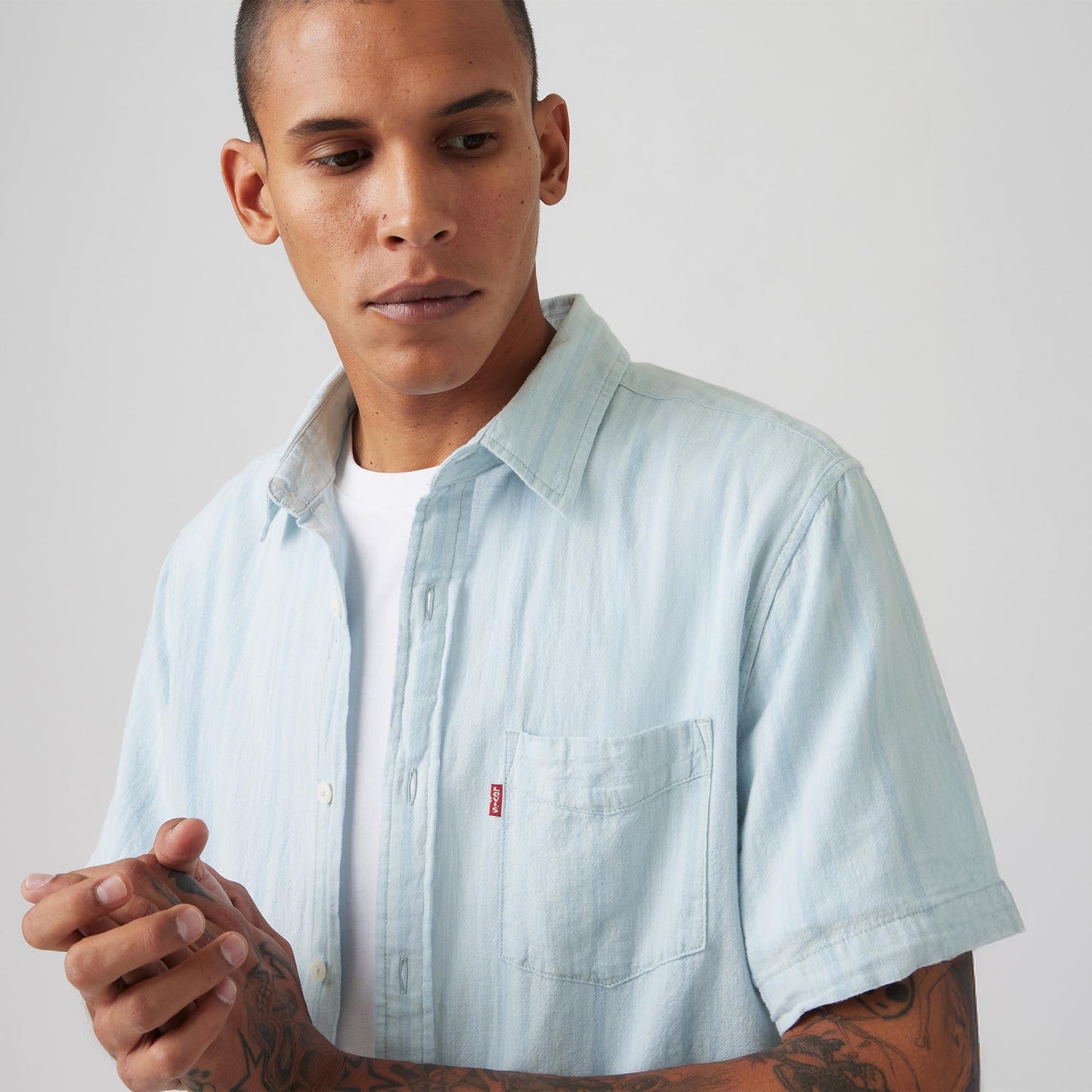Levi's® Men's Short-Sleeve Classic Standard Fit Shirt