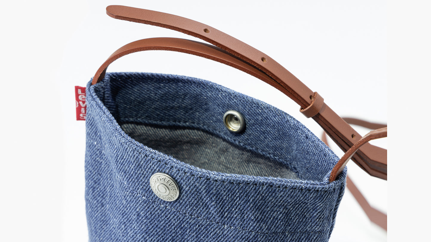 Levi's® Women's Heritage Phone Pouch