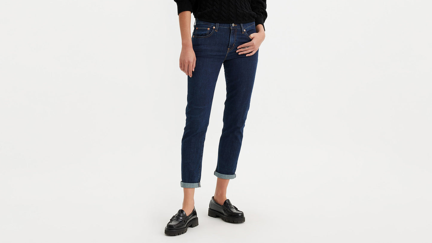 Levi's® Women's Mid-Rise Boyfriend Jeans