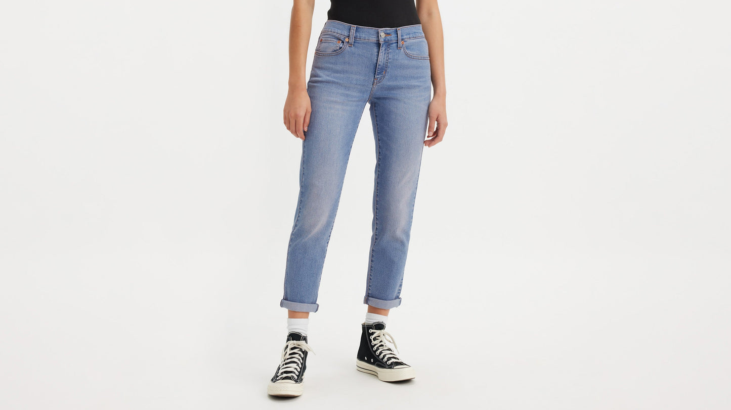 Levi's® Women's Mid-Rise Boyfriend Jeans