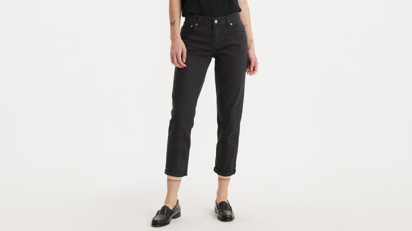 Levi's® Women's Mid-Rise Boyfriend Jeans